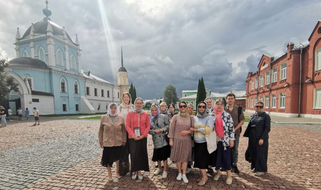 Паломнические поездки матрона московская